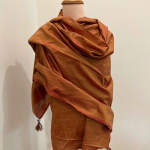 Raw Silk, 72" x 24", tassled, Pre-owned, like new